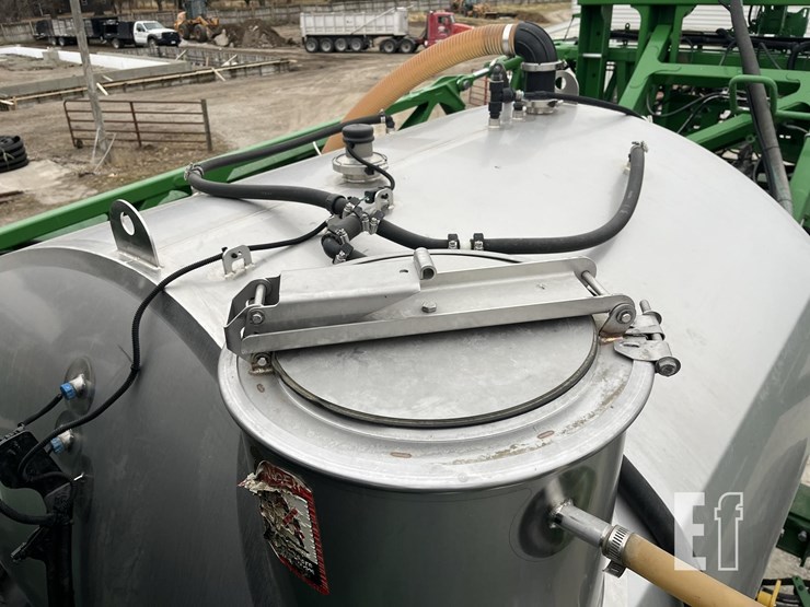 john-deere-r4038-image-29