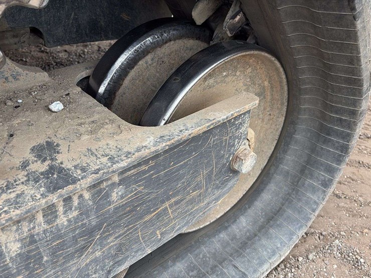 2021-case-dl550-image-10