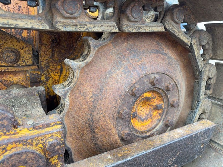 1976-deere-450c-image-6