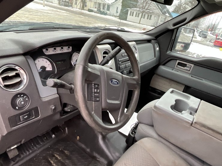 2011-ford-f150-image-17