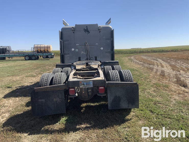 1995-peterbilt-379-image-6