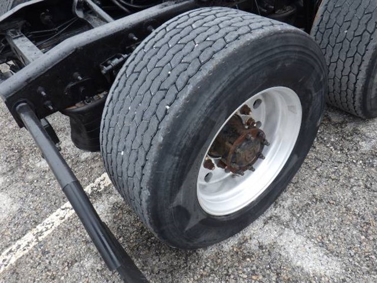 2014-international-transtar-8600-image-7