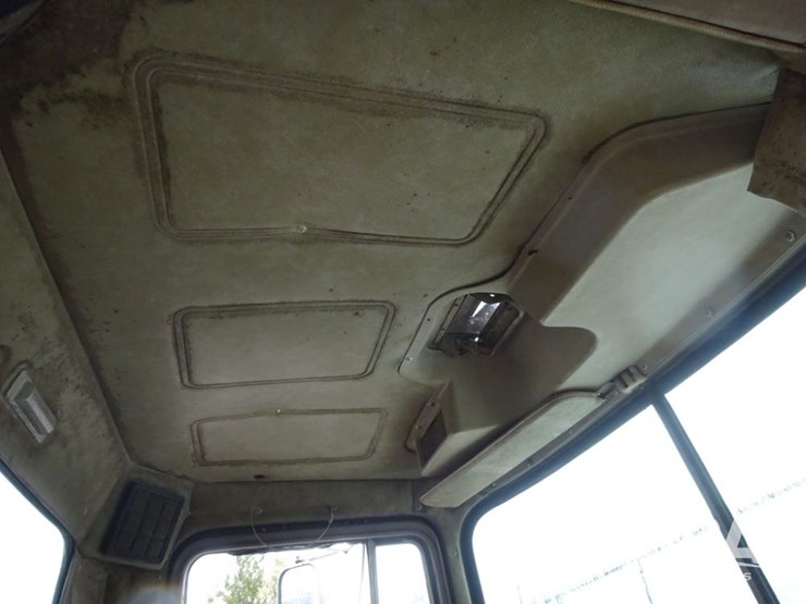 mack-r686st-image-81