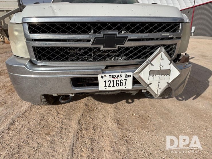 chevrolet-silverado-2500hd-image-16