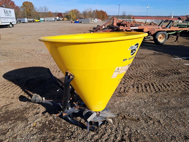 2020-tar-river-500ss-3pt-cone-spreader-image-3