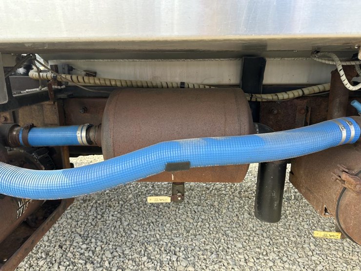 2005-kenworth-t800-image-22