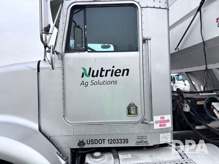 1995-kenworth-t800-image-28