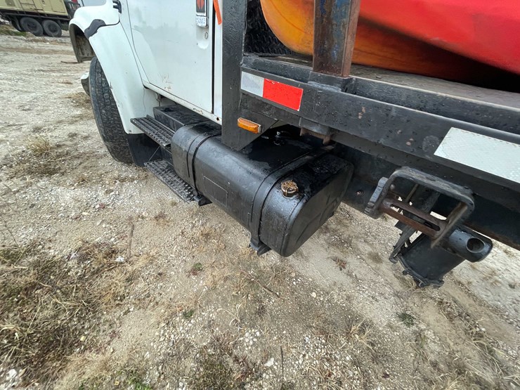 international-4900-image-54