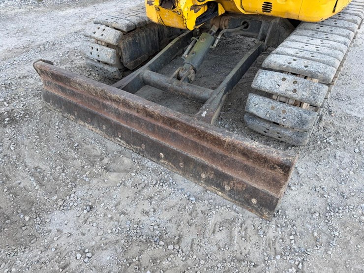 2010-komatsu-pc55mr-3-image-13