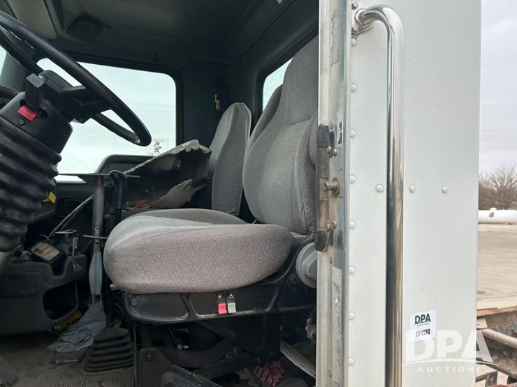 2003-cat-3126-image-25