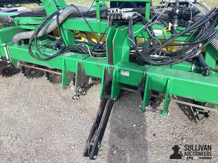 john-deere-700-image-20