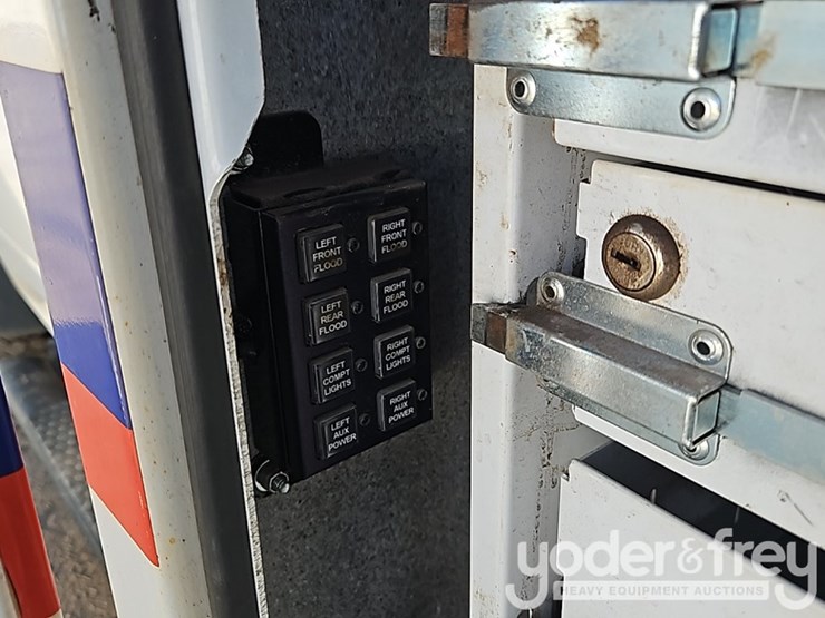 dodge-ram-5500-image-29