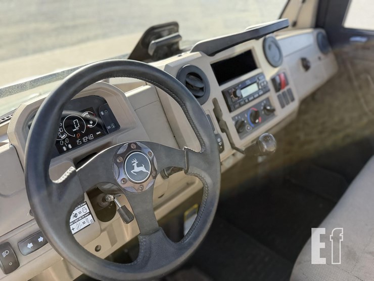 john-deere-gator-xuv-835r-image-19