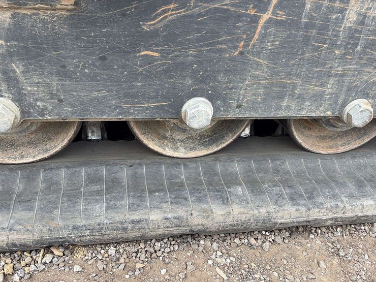 2021-case-dl550-image-5