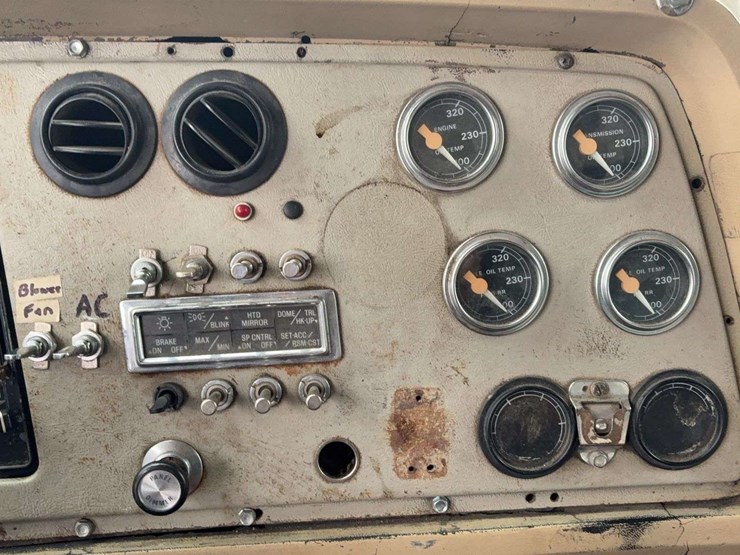 1994-ford-lt9000-image-34