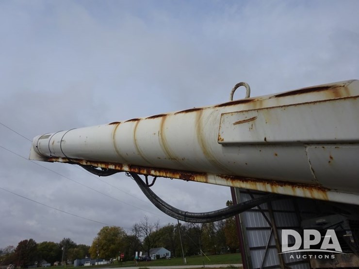 2003-international-8100-image-56