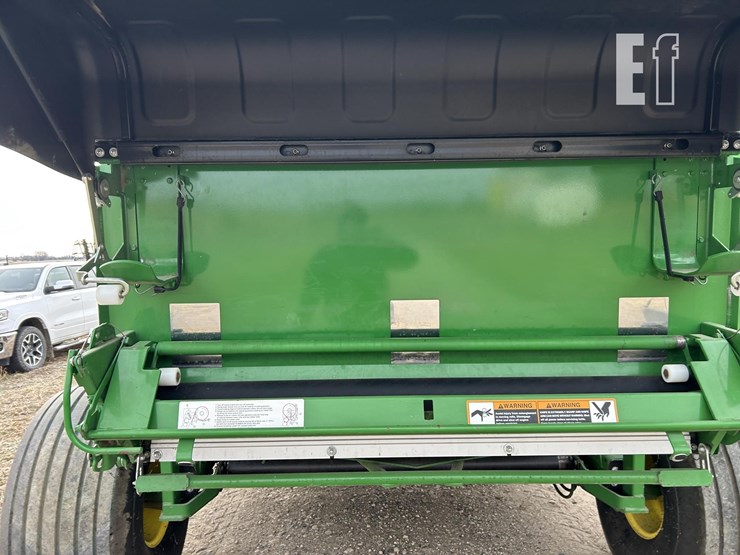 2018-john-deere-560m-image-24