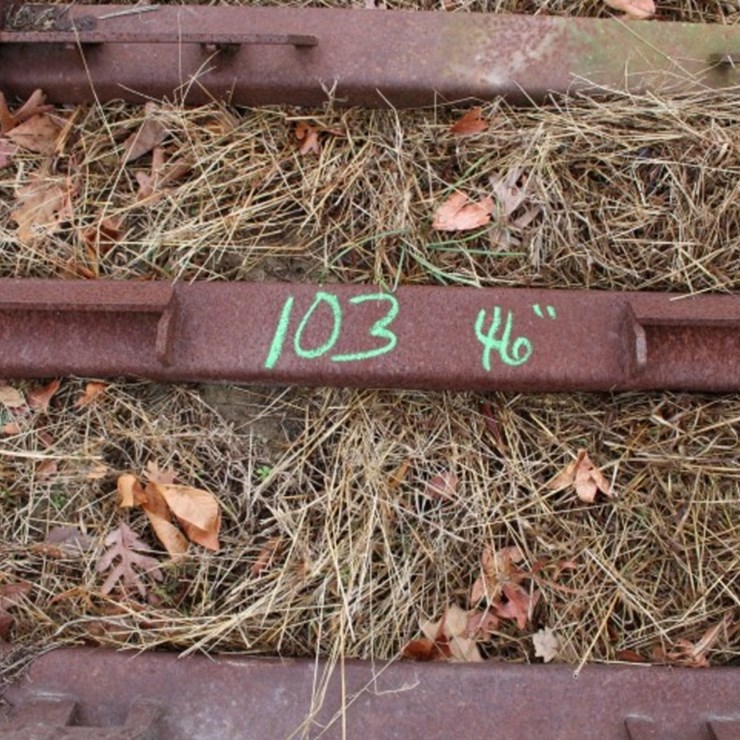 SKID LOADER QUICK HITCH BRACKET 46"