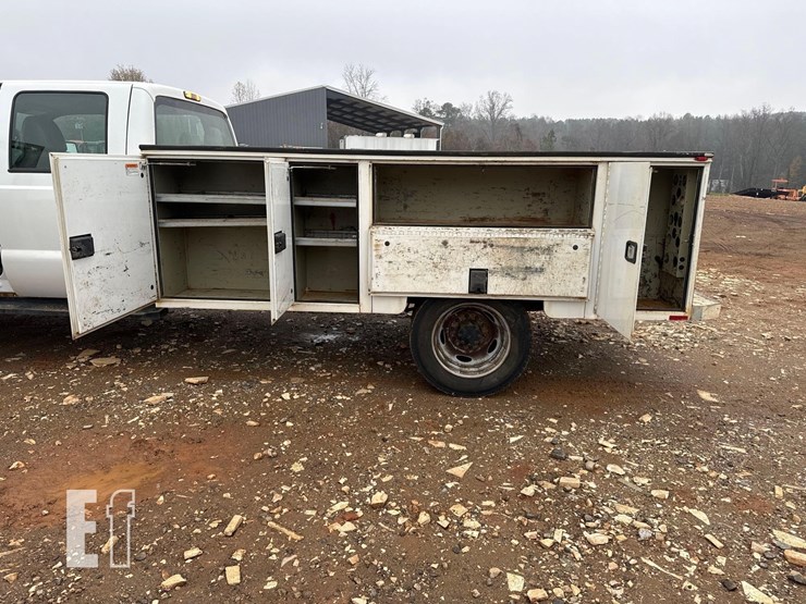 ford-f450-xl-image-10