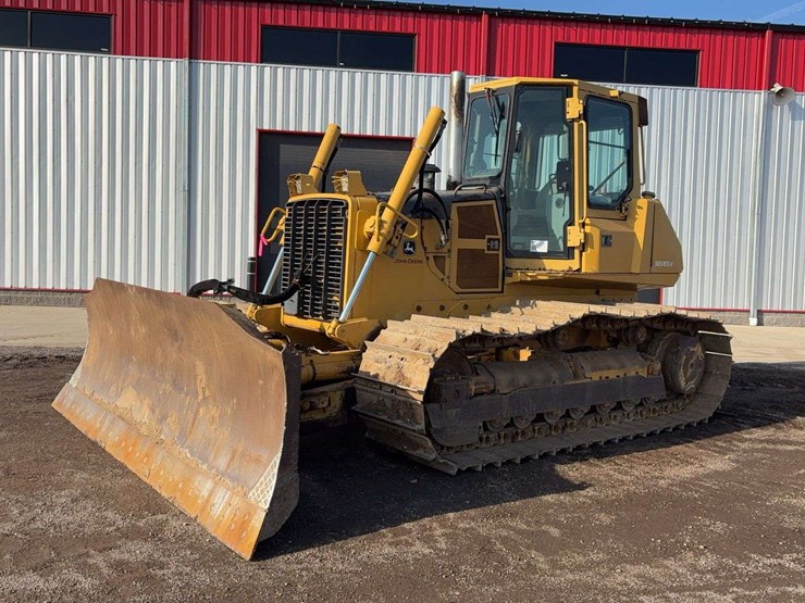 john-deere-850-image-1