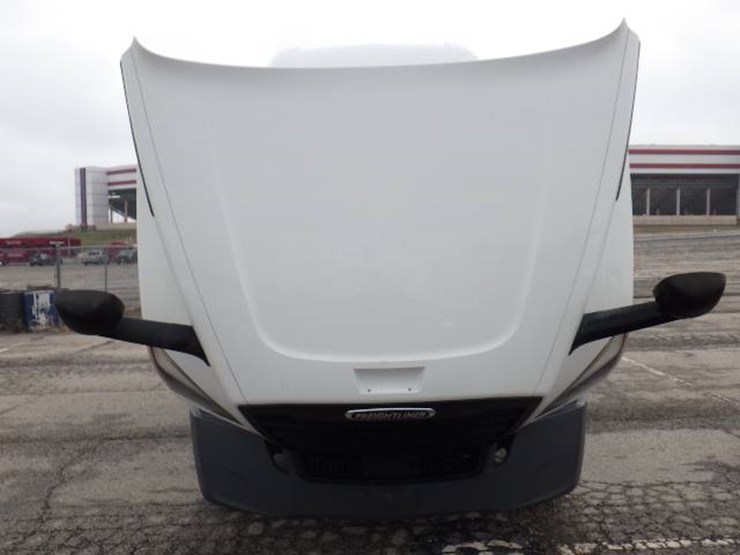 2022-freightliner-cascadia-126-image-28