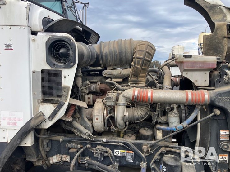 kenworth-t800-image-11