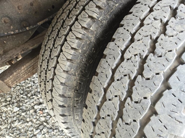 2011-ford-f350-image-52