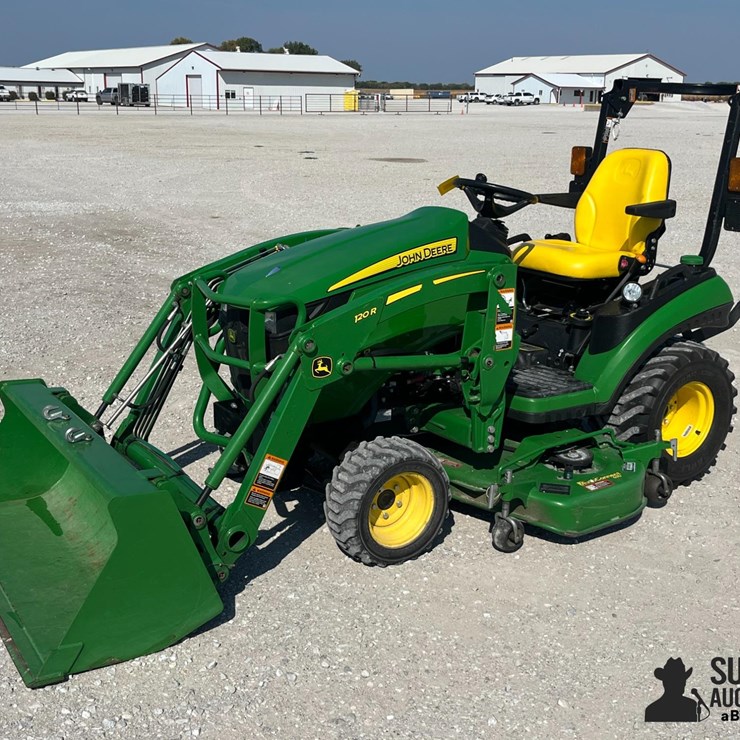 JOHN DEERE 1025R