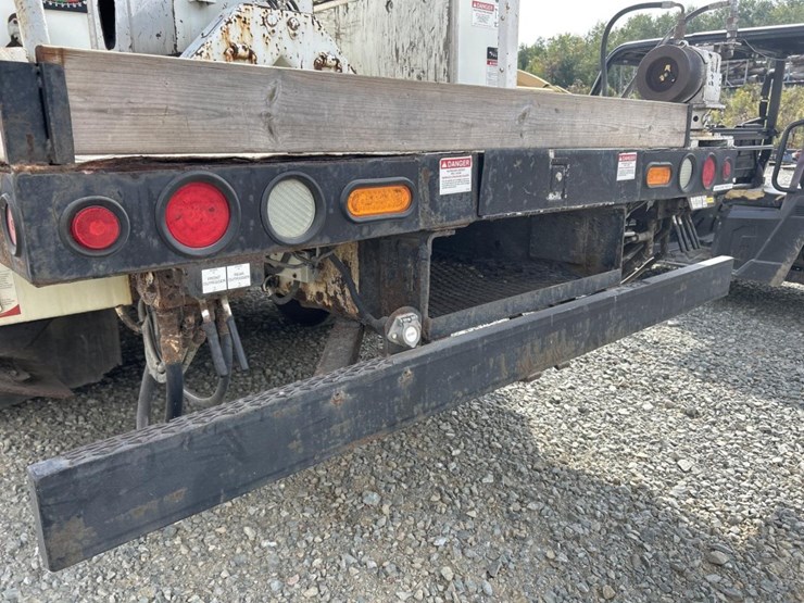 international-4000-image-60