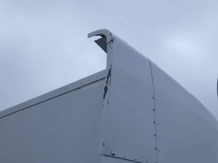 peterbilt-389-image-7