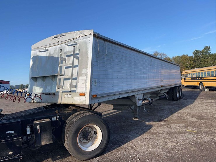 1999-wilson-hopper-bottom-image-1