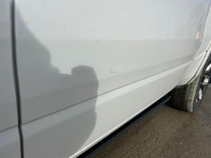 2020-ram-1500-laramie-longhorn-image-54