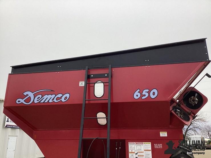 2010-demco-650-image-16