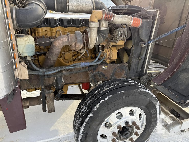 2004-peterbilt-379-image-83