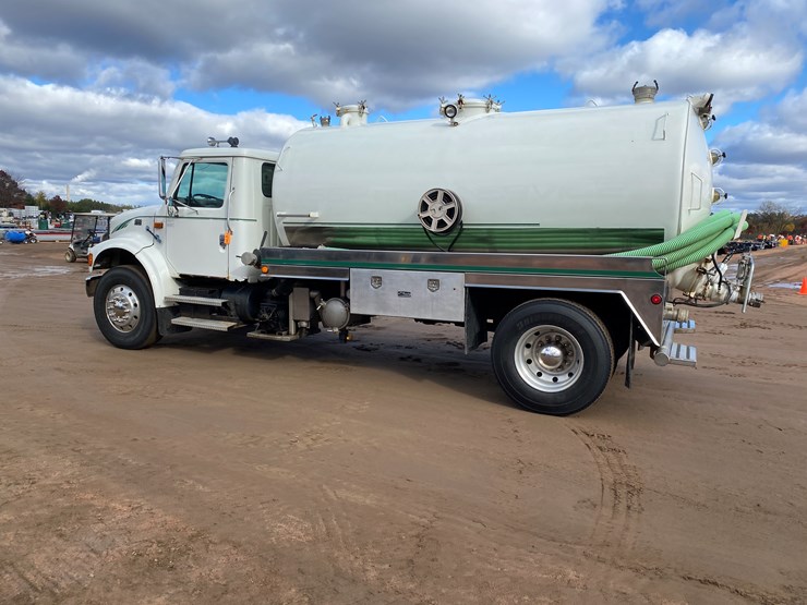 1999-international-4900-image-14