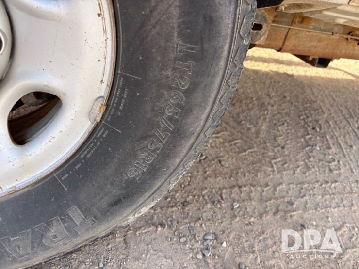 2010-chevrolet-silverado-2500hd-image-22