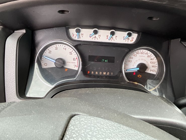 2011-ford-f150-image-16