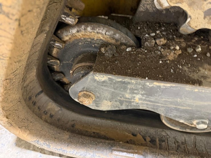 2024-new-holland-c337-image-20