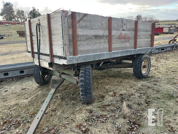 lindsay-flare-box-image-1