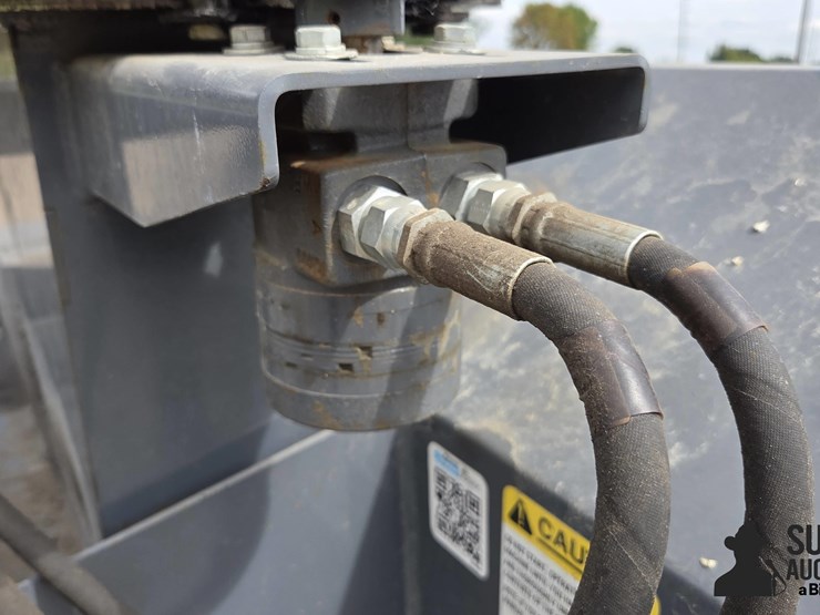 loftness-721she2-3-pt-snow-blower-image-18