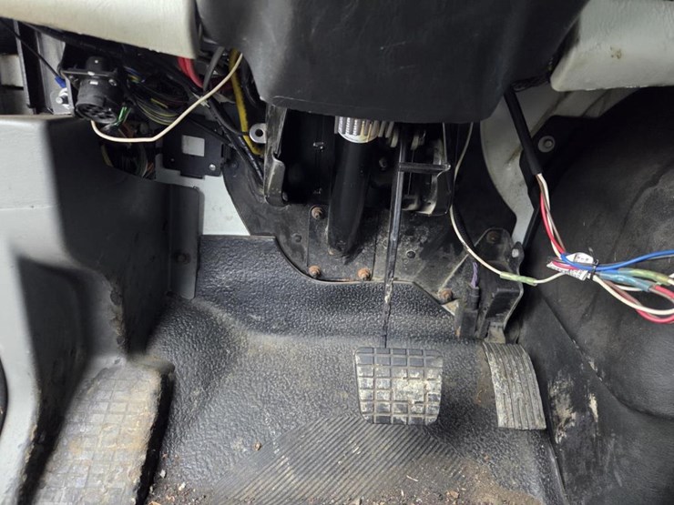 2011-international-durastar-4400-image-78