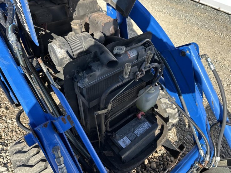 new-holland-tc26da-image-30