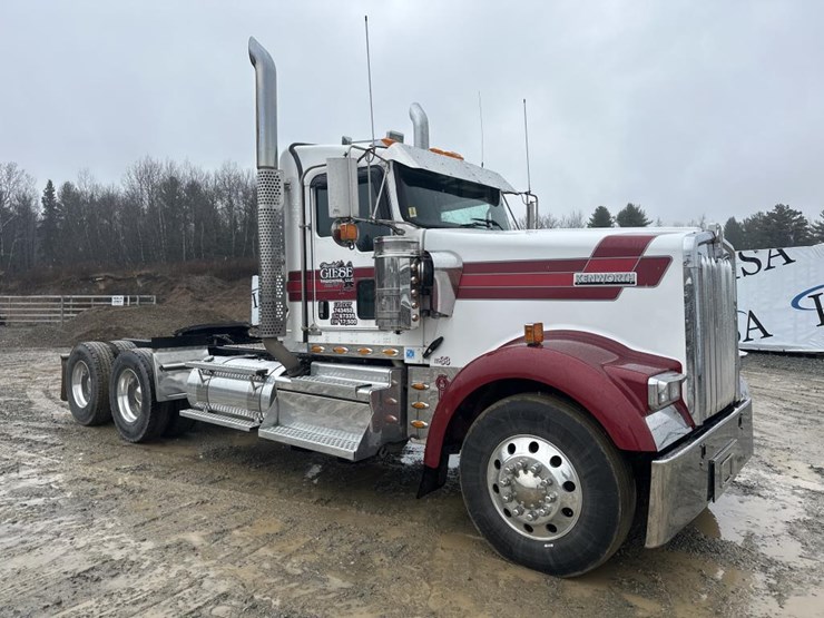 kenworth-w900-image-7
