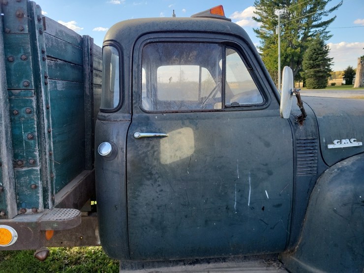 1953-gmc-354-24-round-top-cab-single-axle-grain-truck--needs-axle-shaft-image-38