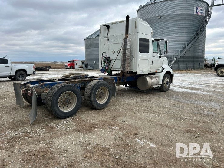 international-prostar-image-22