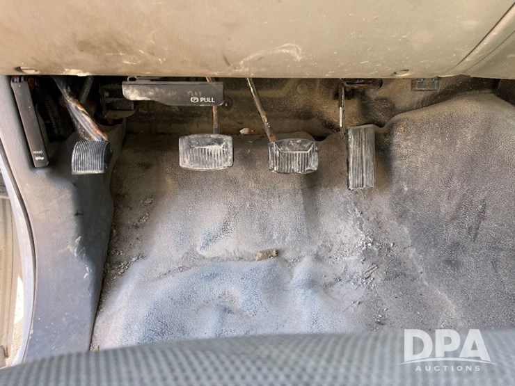 ford-f550-xl-image-46