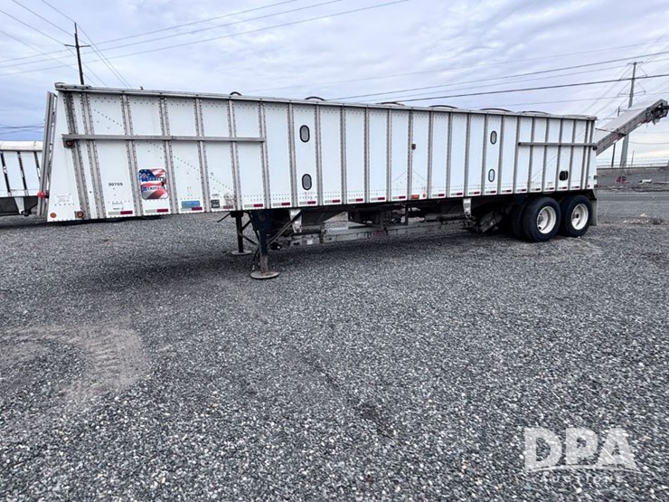 2013-merritt-hopper-image-18