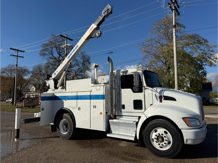 2015-kenworth-t270-image-1