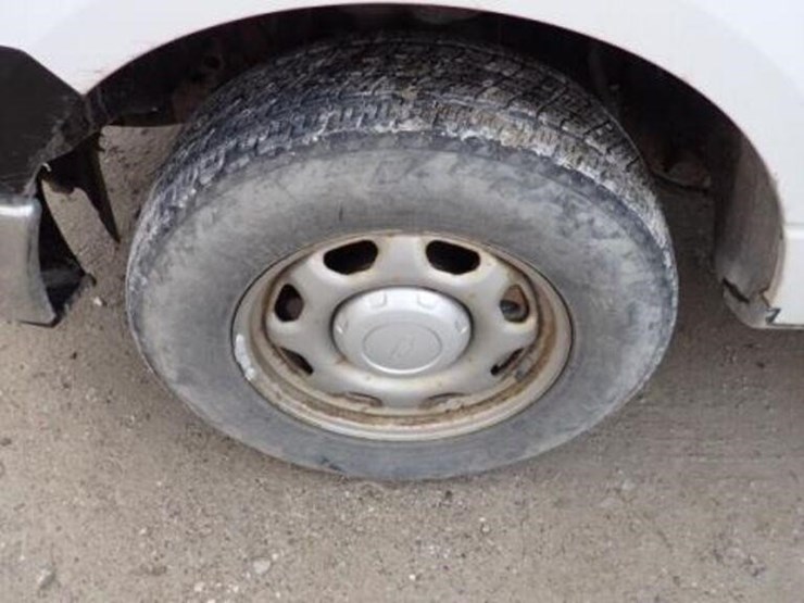 2014-ford-f150-xl-image-44