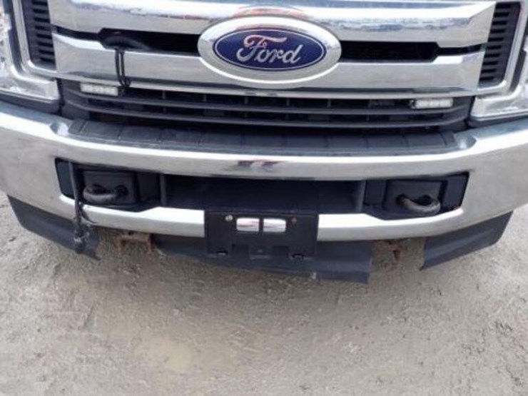 ford-f350-xlt-image-72